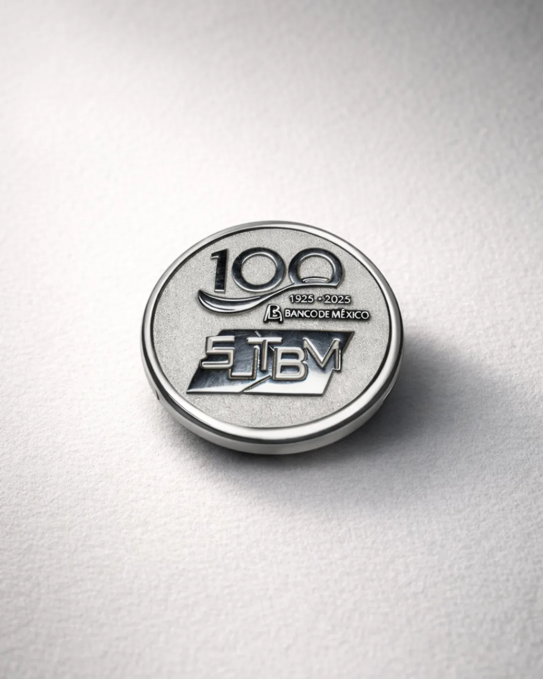 Moneda conmemorativa de 100 años